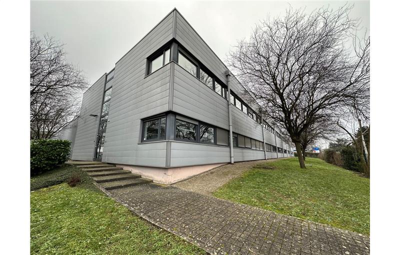 Entrepôt à acheter de 3 478 m² à Illkirch-Graffenstaden - 67400 photo - 1