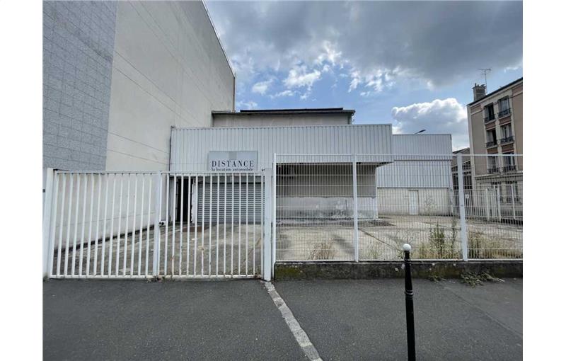 Entrepôt à vendre de 588 m² à Ivry-sur-Seine - 94200 photo - 1