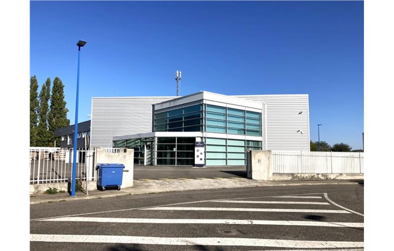Vente d'entrepôt de 2 736 m² à Launaguet - 31140 photo - 1