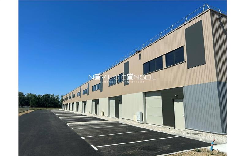 Achat d'entrepôt de 2 254 m² à Montauban - 82000 photo - 1