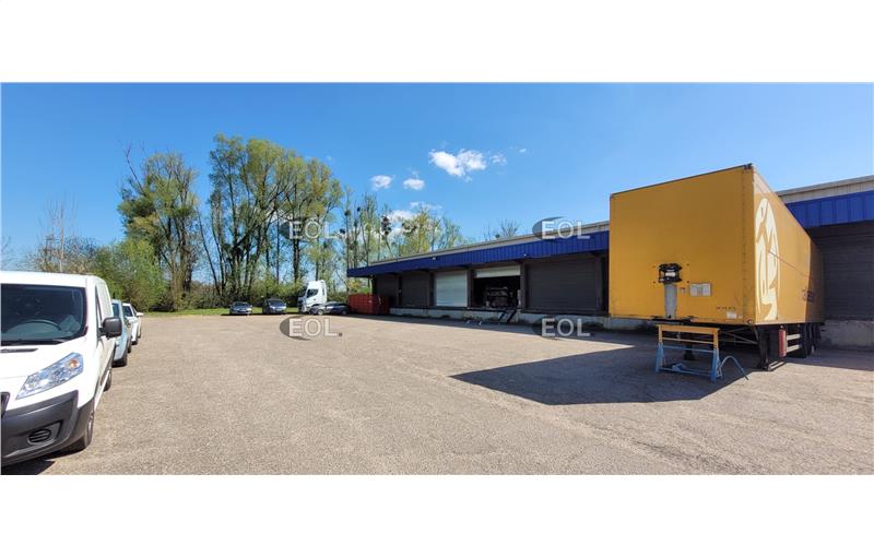 Entrepôt à acheter de 1 364 m² à Nevers - 58000 photo - 1