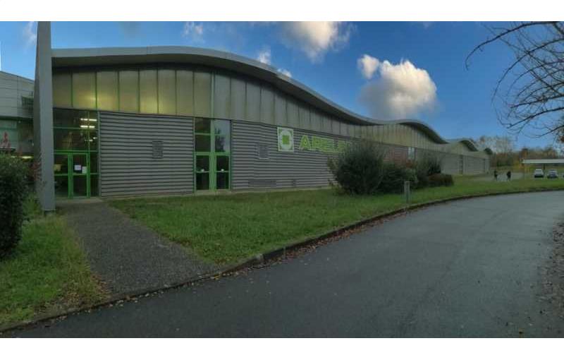 Entrepôt en vente de 7 680 m² à Pau - 64000 photo - 1