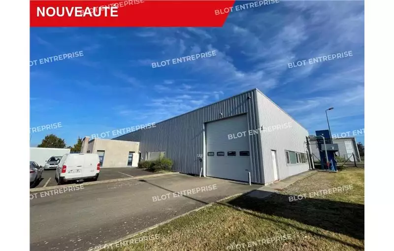 Entrepôt à acheter de 535 m² à Saint-Hilaire-de-Chaléons - 44680