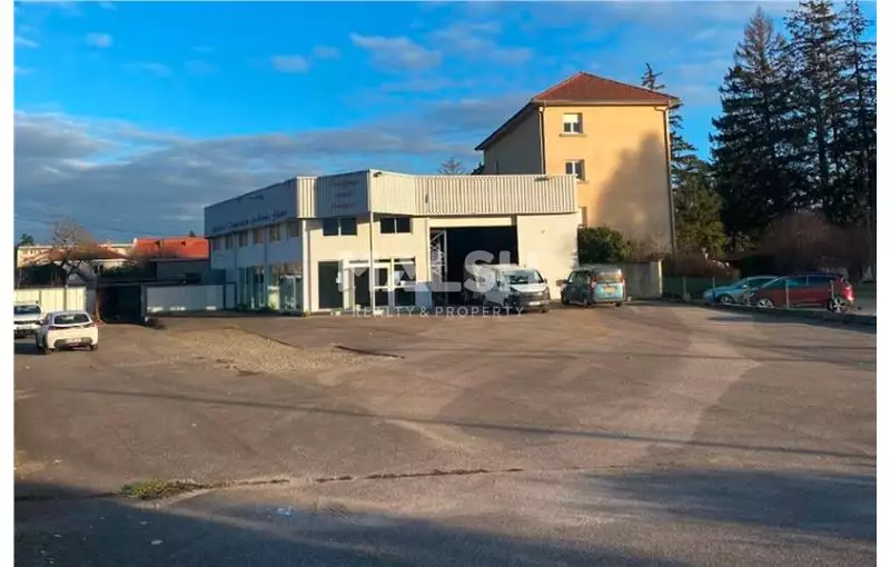 Vente d'entrepôt de 486 m² à Saint-Jean-de-Bournay - 38440