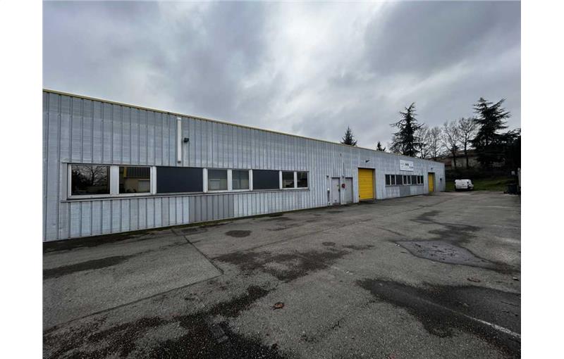 Vente d'entrepôt de 1 900 m² à Saint-Laurent-de-Mure - 69720 photo - 1