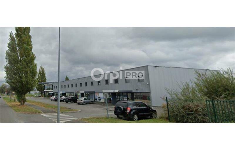 Entrepôt à acheter de 450 m² à Serres-Castet - 64121 photo - 1