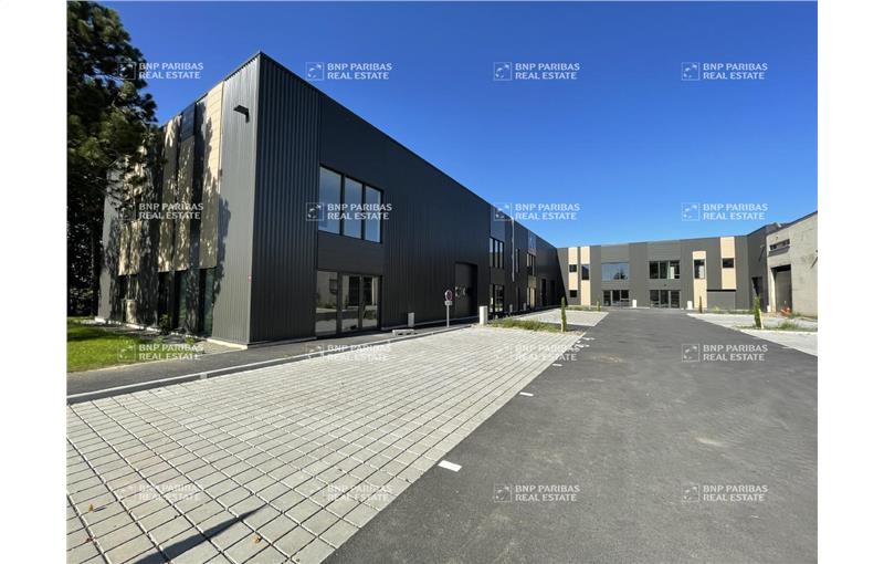 Vente d'entrepôt de 660 m² à Vern-sur-Seiche - 35770 photo - 1