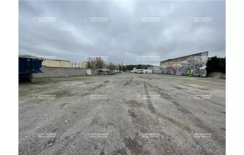 Terrain en vente de 5074 m² à Isles-lès-Villenoy - 77450