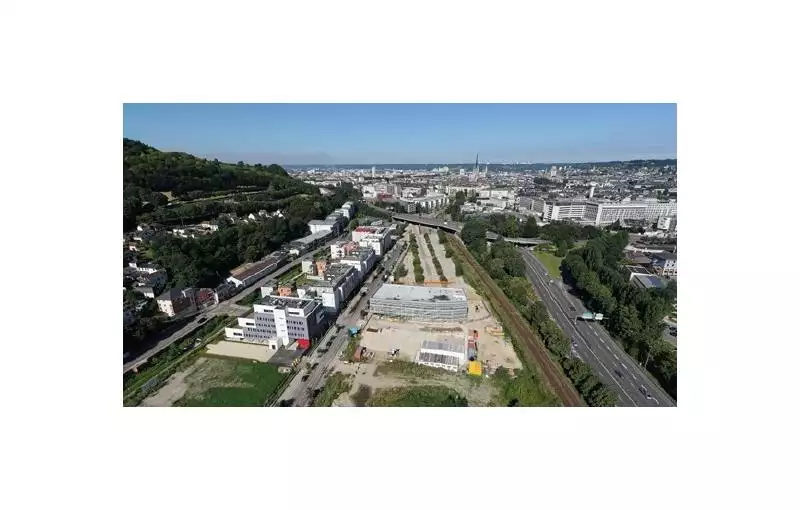 Vente de terrain de 15000 m² à Rouen - 76000