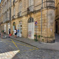 Location de local commercial à Bordeaux